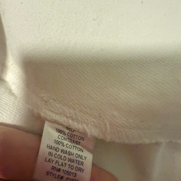 Savanna Jane White Denim Jacket – 2X – Colorful Floral Embroidered - Picture 9 of 11